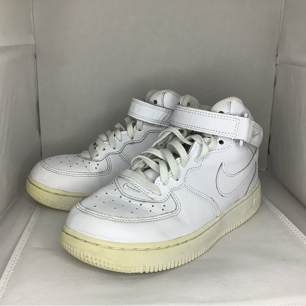Nike Air Force 1 Mid